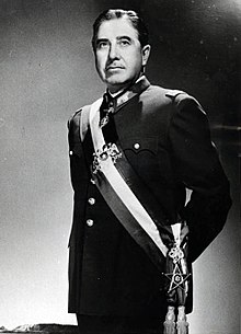 Características de una dictadura o revolución latinoamericana en el siglo XX