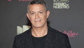 Alejandro Sanz ya preparado para su concierto