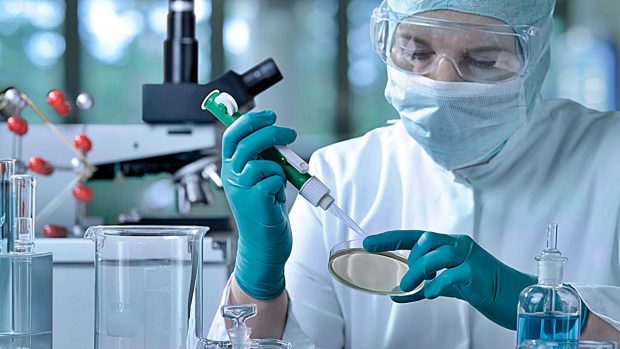 Investigadores de Estados unidos pretenden modificar el hígado de soldados para resistir ataques químicos