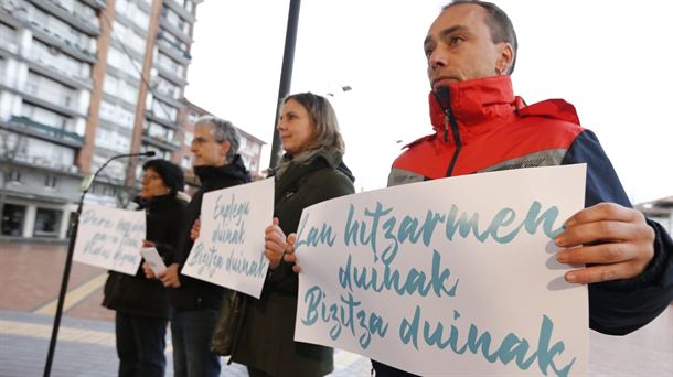EH Bildu se une a la huelga por «unas vidas dignas en un país digno»