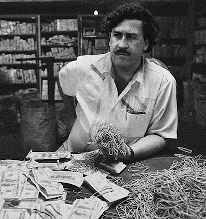 Pablo Escobar: "Hemos hecho un pacto, los extraditables con los Estados Unidos de América,"