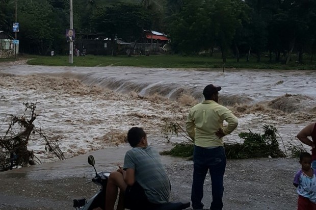 Coe coloca 18 provincias en alerta por la continuación de las lluvias  