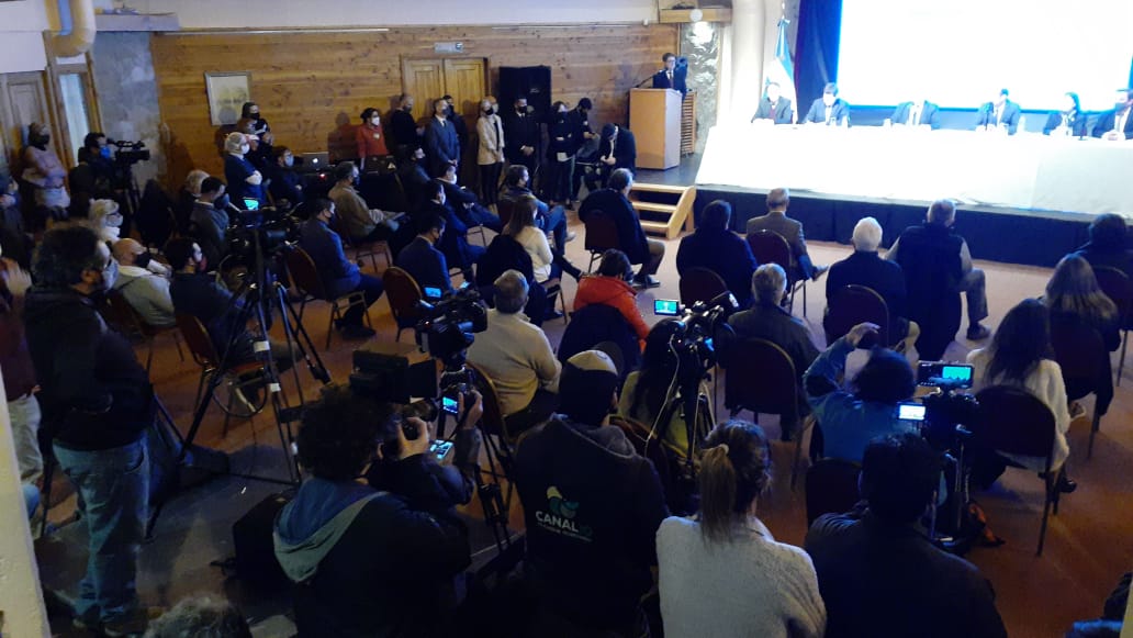 Profesionales de la salud de Villa la Angostura advierten ante el rompimiento del protocolo sanitario