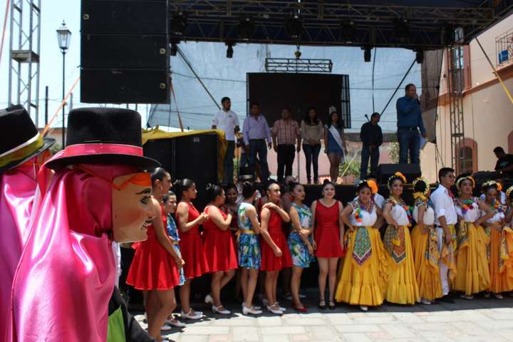 OTRO AÑO CONSECUTIVO EL PLANTEL PARTICIPA EN EVENTOS CULTURALES