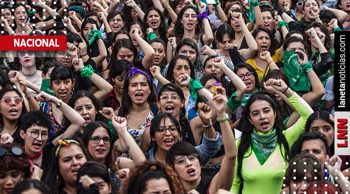 Cientos de miles de mujeres exigen fin de violencia y feminicidios en México