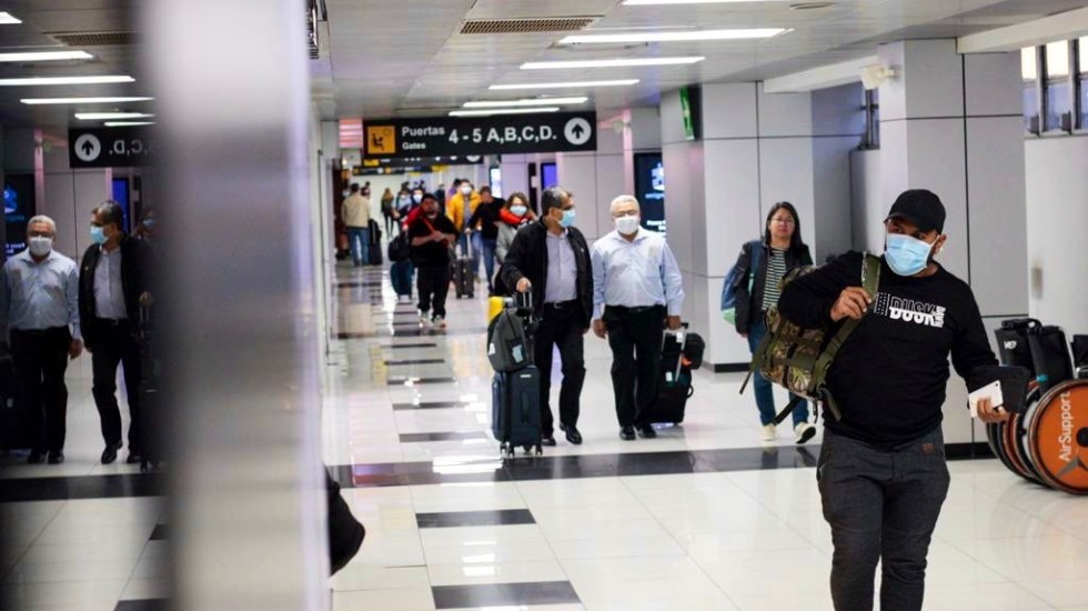 Cancelan viajes al extranjero por México debido al COVID19 (Coronavirus)