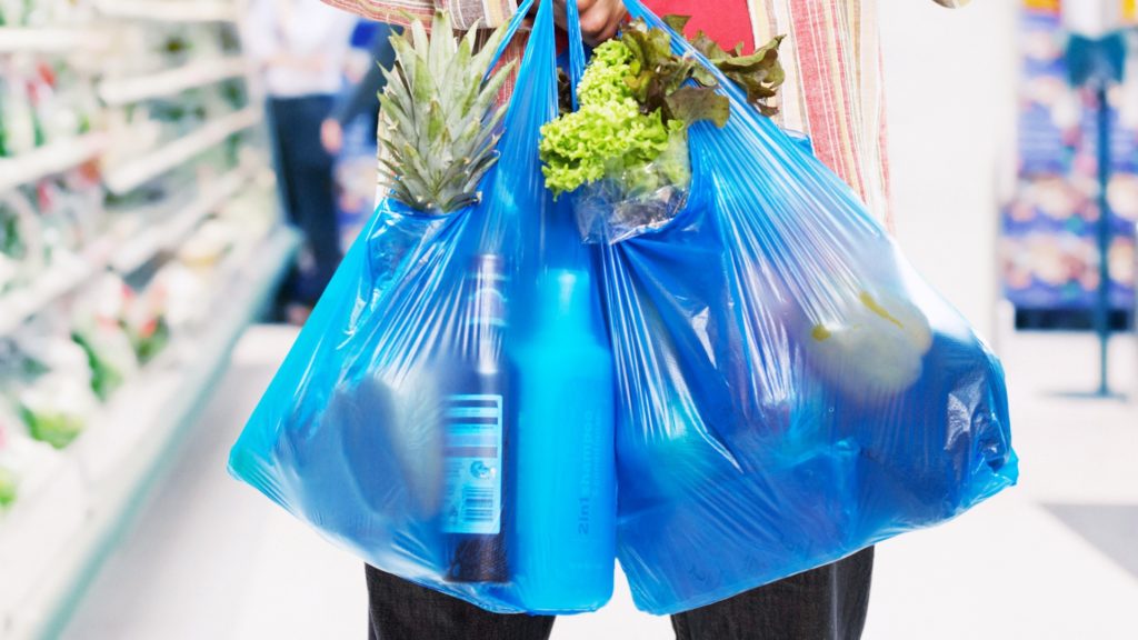 impuesto a las bolsas plásticas
