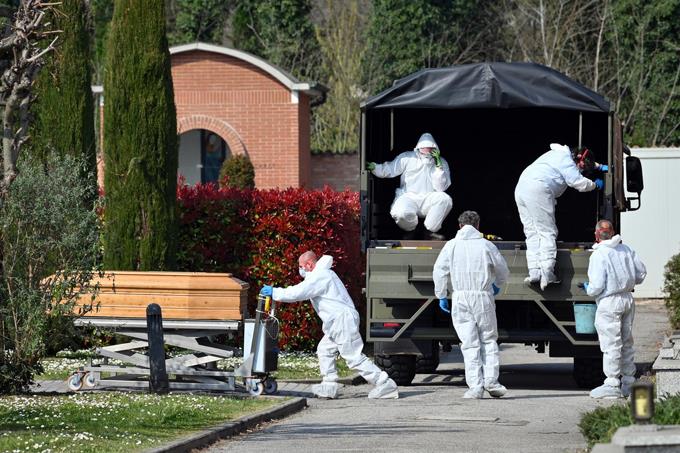 Italia anuncia 793 nuevos fallecidos por el coronavirus, casi 5,000 muertos totales y 53,500 contagios