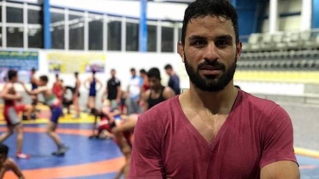 Irán condena a dos penas de muerte al luchador Navid Afkari por protestar contra el régimen