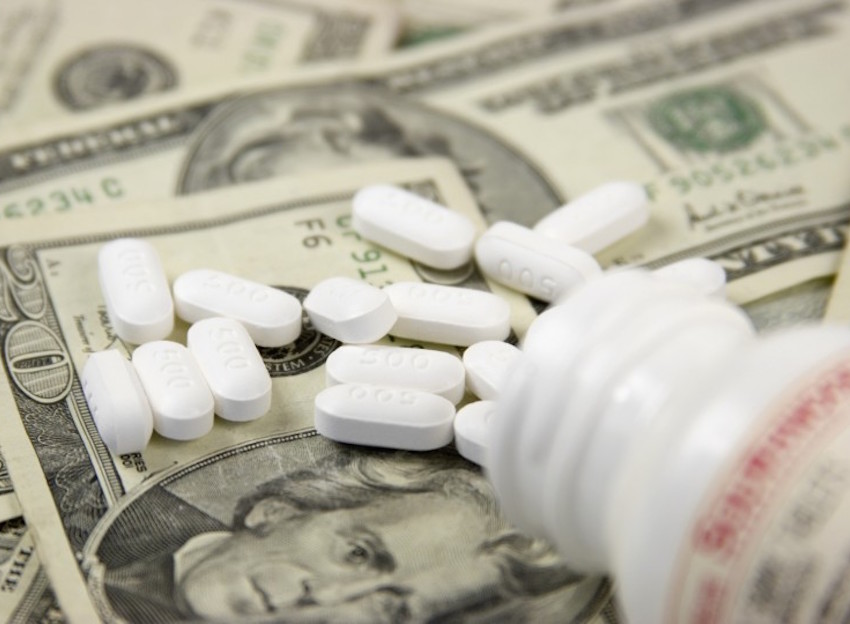 Cura del Cáncer: ¿Bloqueada por las farmacéuticas?