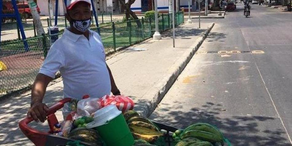 Vendedores informales de frutas y verduras cuentan con su propia ?app?
