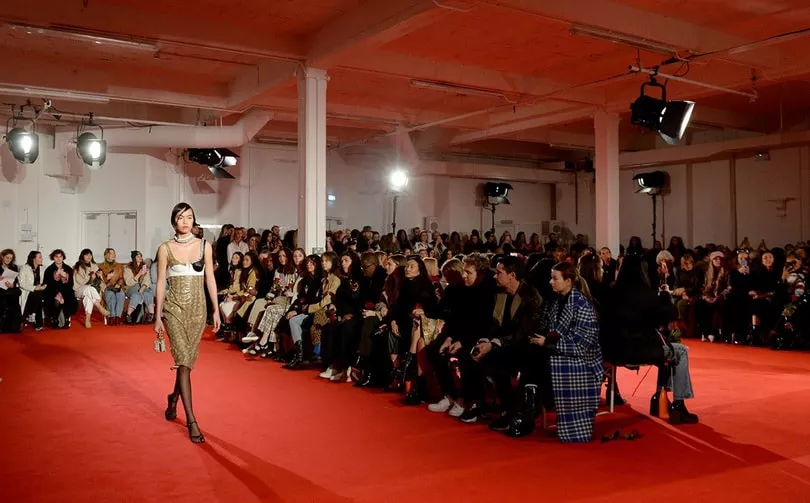 Así es como los compradores están utilizando la semana de la moda digital