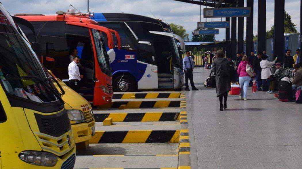 Joven estudiante asesinado dentro de un bus intermunicipal en la vía Ibagué Neiva