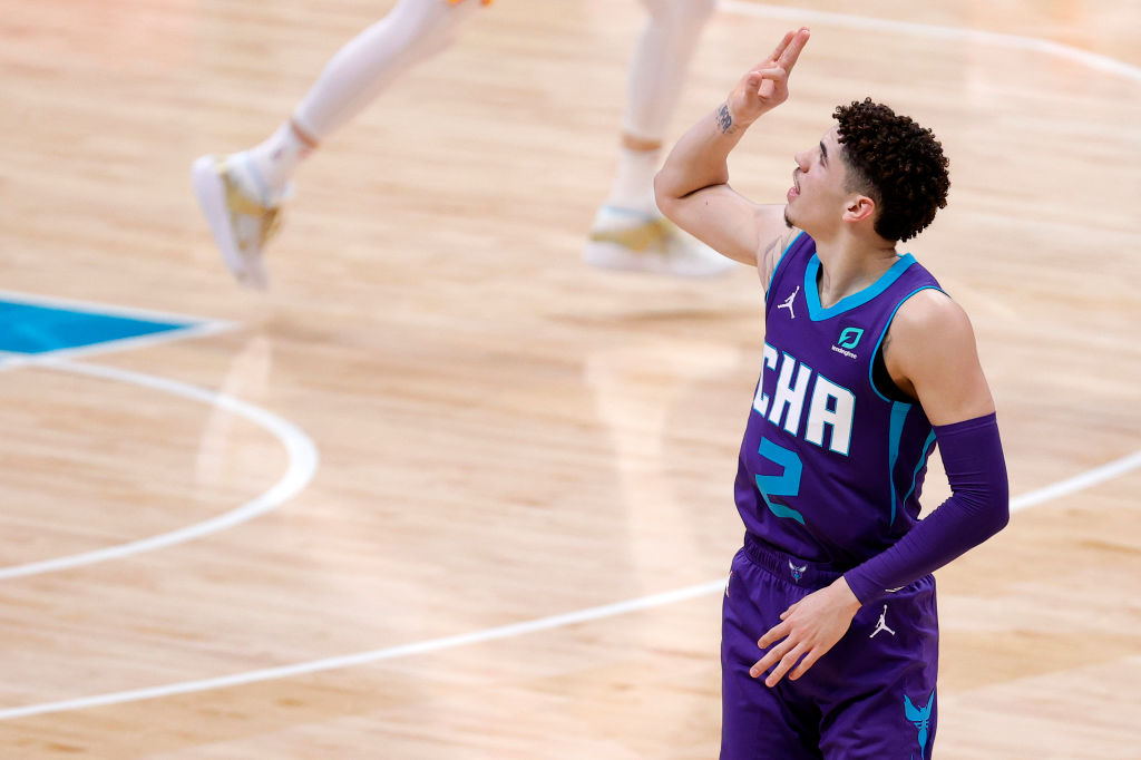 EL JUGADOR MAS JOVEN EN HACER UN TRIPLE DOBLE