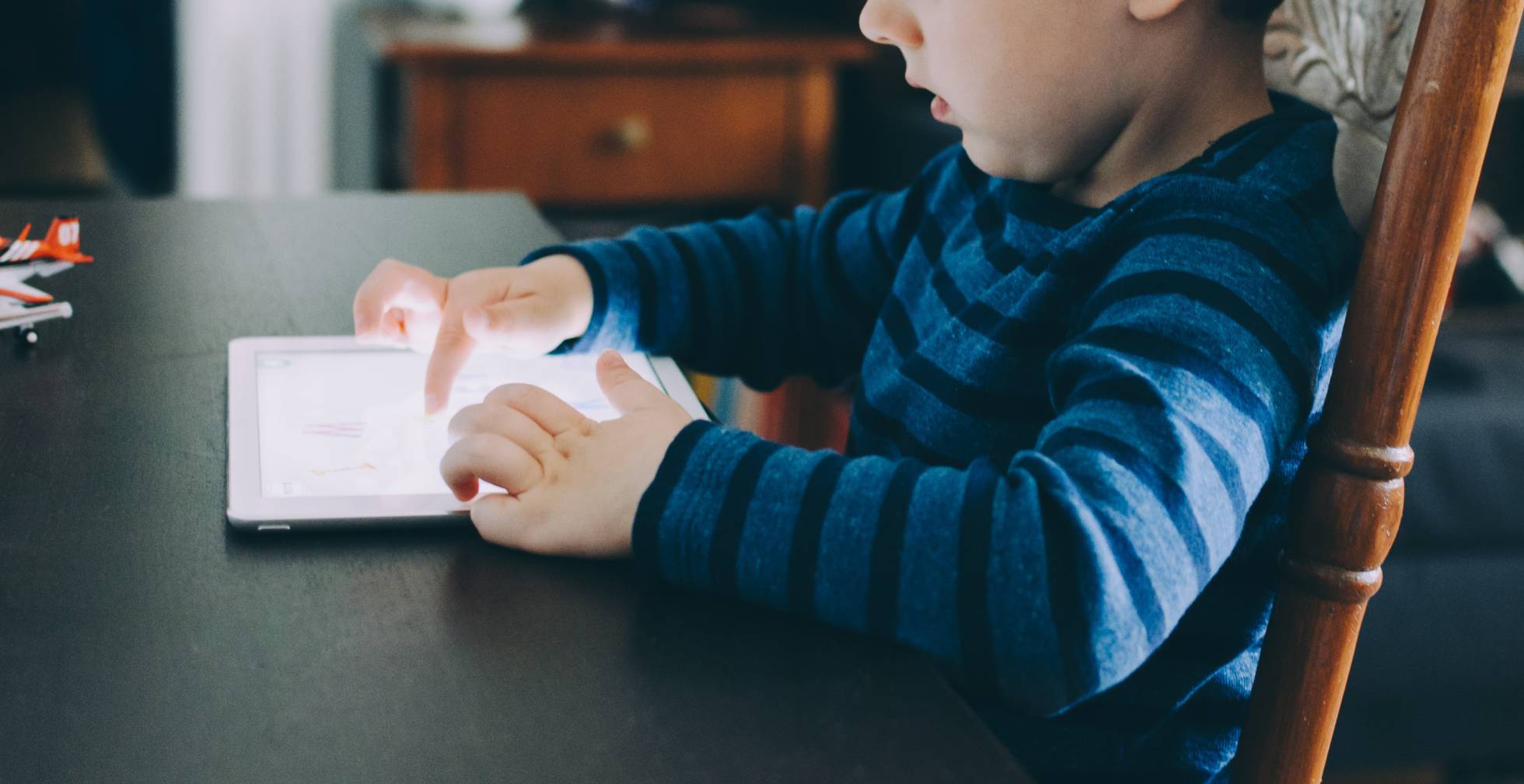 Para evitar caer en trampas, los niños deben aprender que en Internet no todo es lo que parece