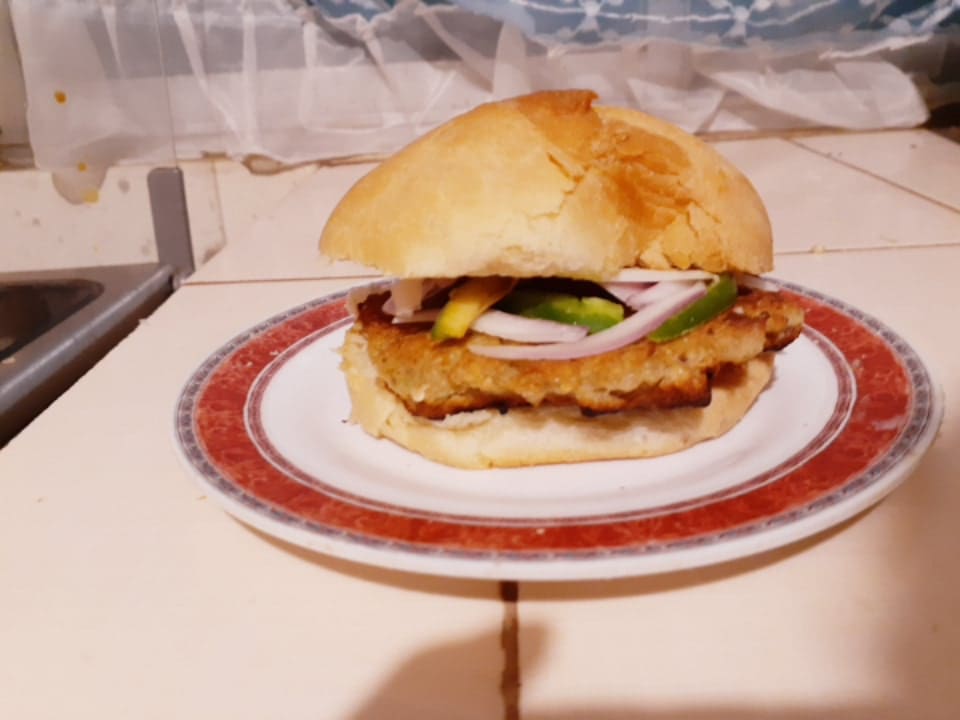 RECETA DE HAMBURGUESA DE FRÉJOL