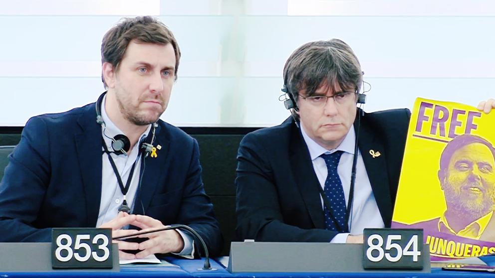 El Europarlamento abre el proceso para quitar la inmunidad a Puigdemont