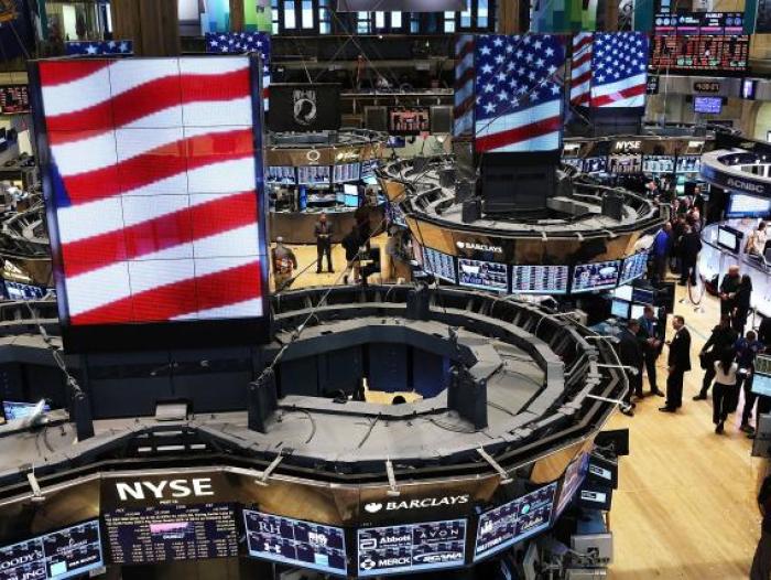 Wall Street en Caida Libre ahuyenta Inversores