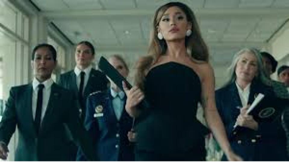 Ariana Grande ocupa la Casa Blanca de Donald Trump en su nuevo tema, “Positions”
