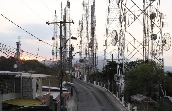 En foro, Ecuador propone fondo para telecomunicaciones en zona rural