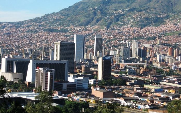 ODS No 9 .  Medellín  apuesta a ser  Smart Destinations - Smart tourism