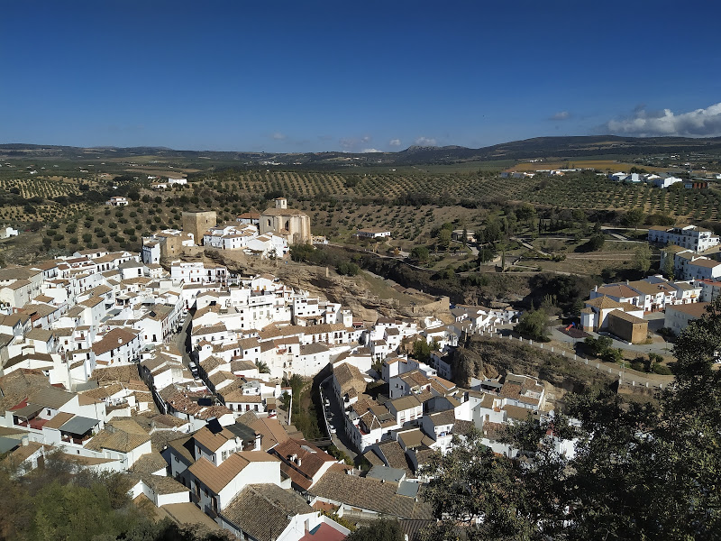 CÓMO DISFRUTAR EN UN DÍA DE LA MEJOR RUTA DE LOS PUEBLOS BLANCOS DESDE RONDA