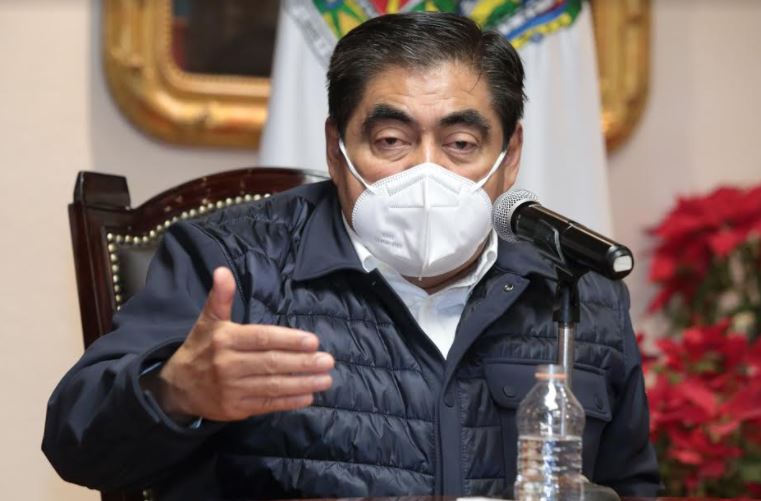 Solidaridad y humanidad pide Miguel Barbosa a hospitales privados ante la emergencia sanitaria