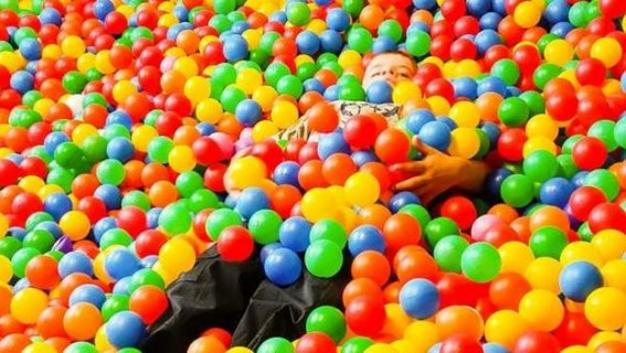 Bacterias en parques de bolas