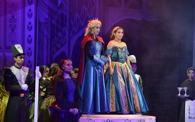 Colegio de Chihuahua muestra su obra de teatro Frozen