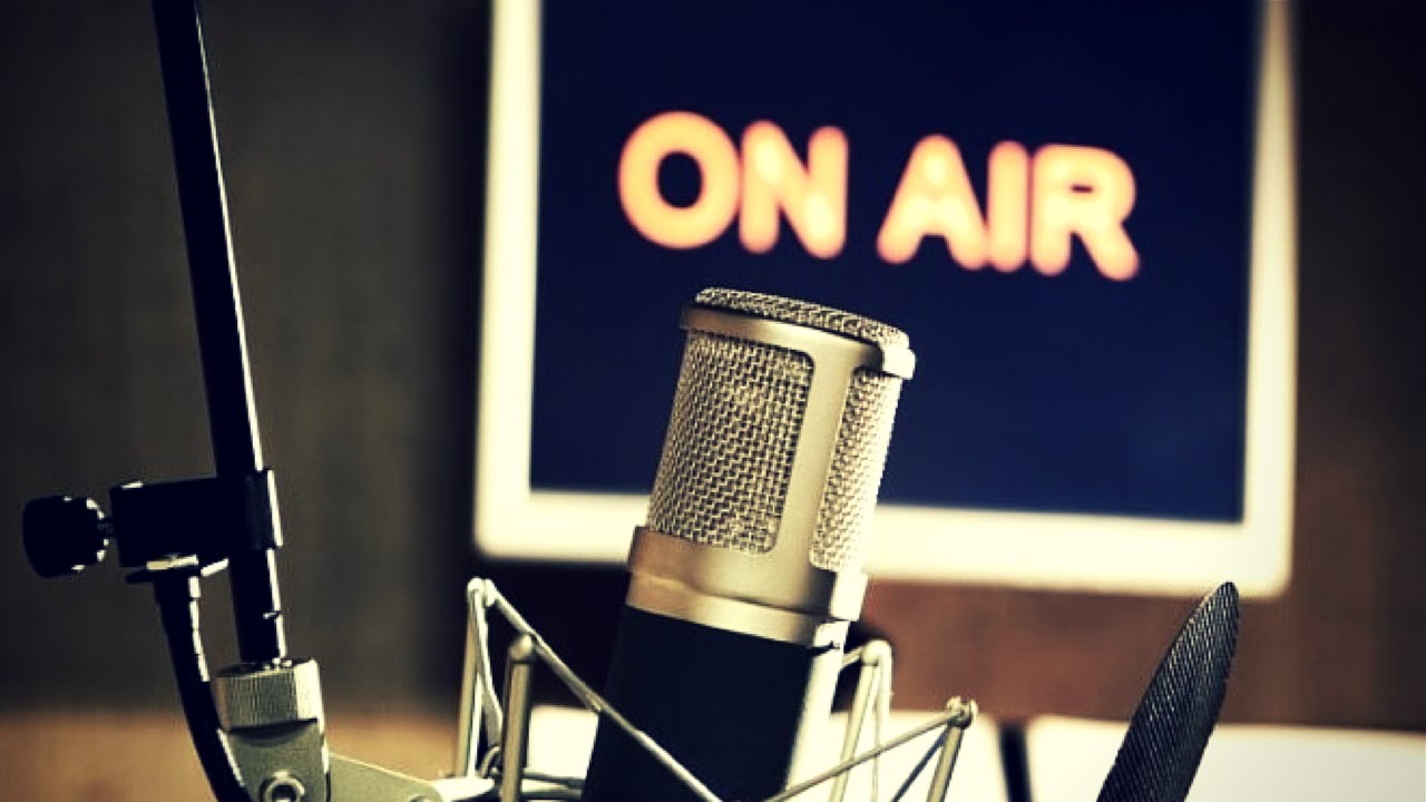 ELEMENTOS DE UN PROGRAMA DE RADIO
