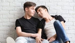 Las parejas gays y lésbicas son más felices que las hetero, según un estudio