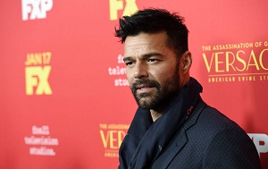 Los halagos y críticas a Ricky Martin como referente gay
