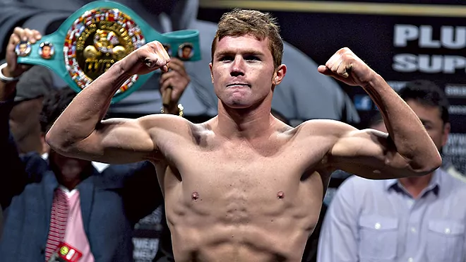 Canelo Álvarez: Hace 10 años se convertía en campeón mundial por primera vez