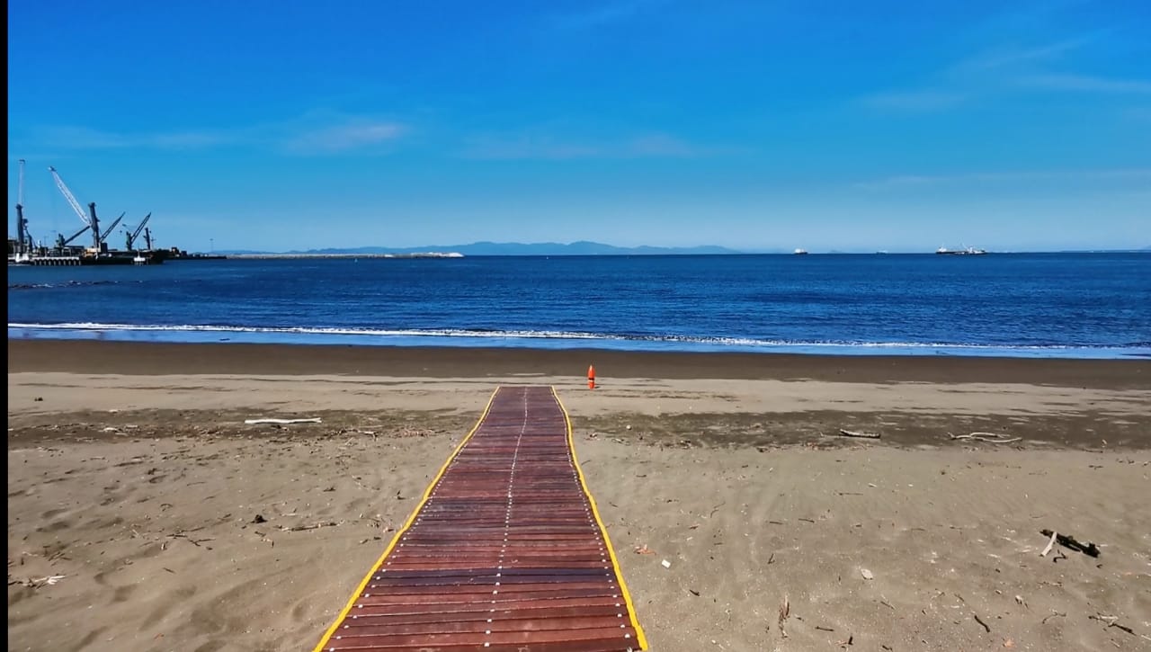PLAYA CALDERA CUENTA CON RAMPA