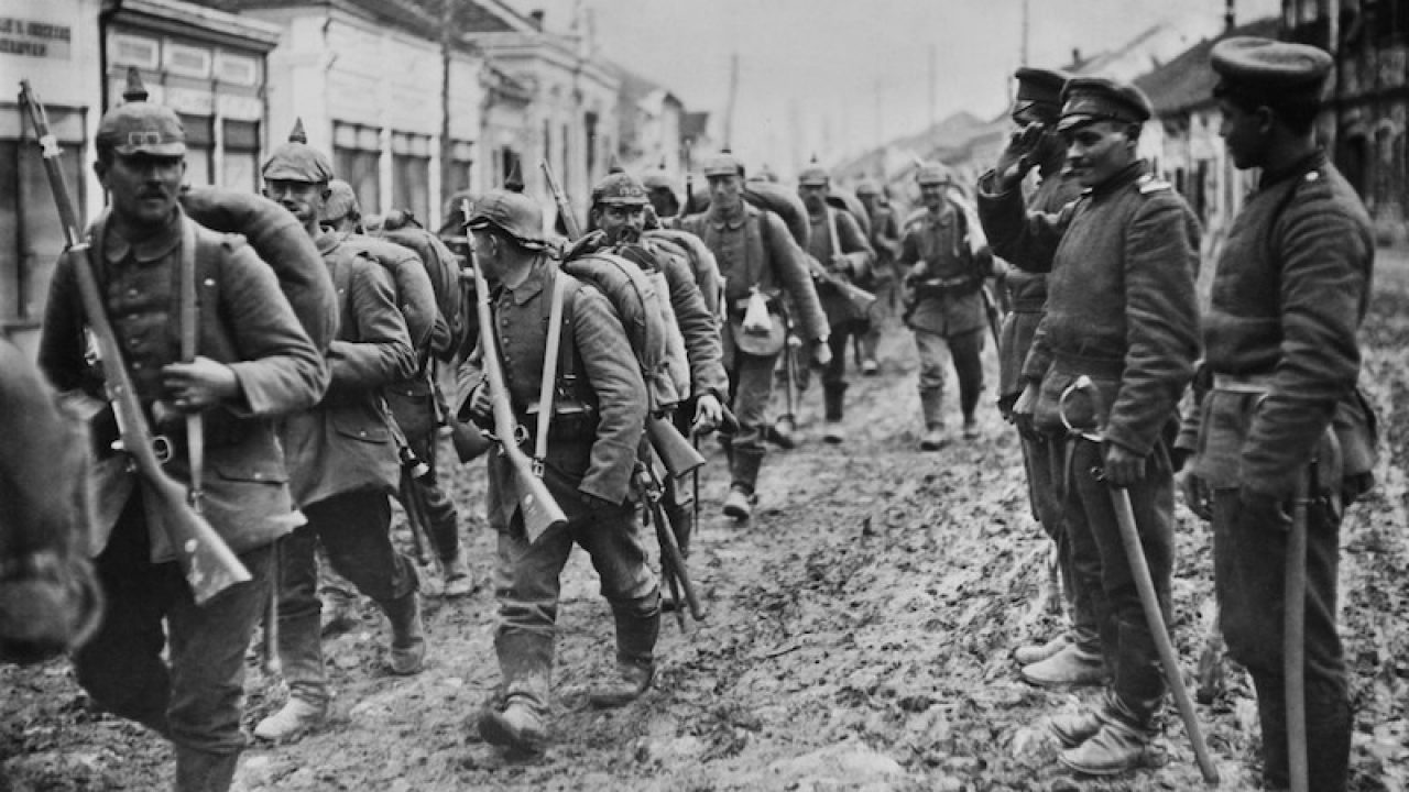 soldados preparados para una guerra