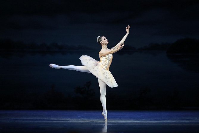 Ballet dantzaria: Lara Molinuevo
