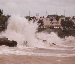 Cierran el Malecón de Santo Domingo por la tormenta Fred.