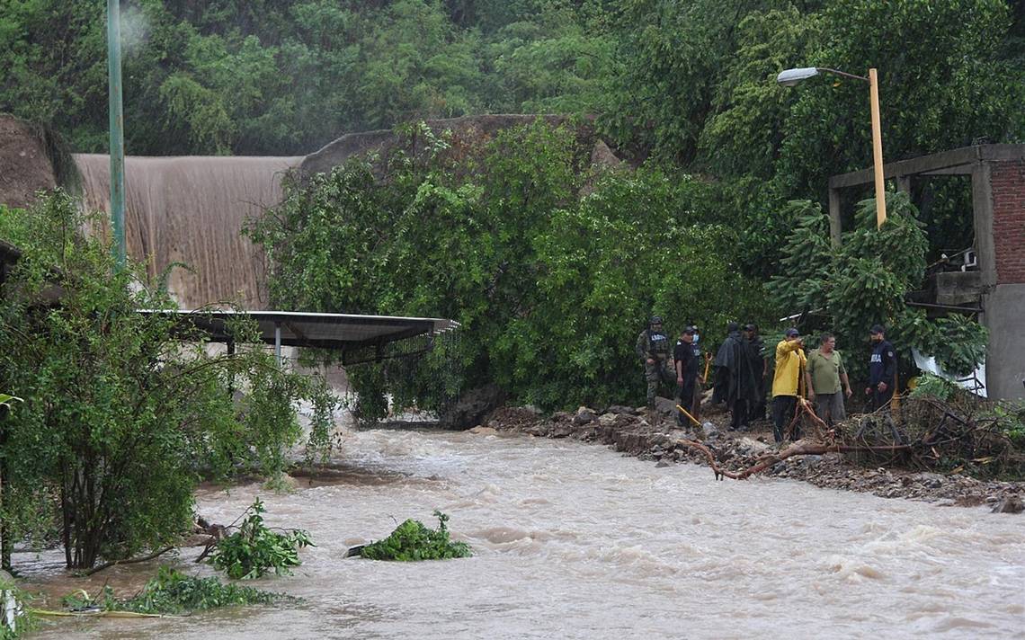 Tormenta tropical deja lluvias a punto de llegar a Baja California Sur