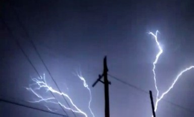 Impresionante tormenta eléctrica en General Cabrera