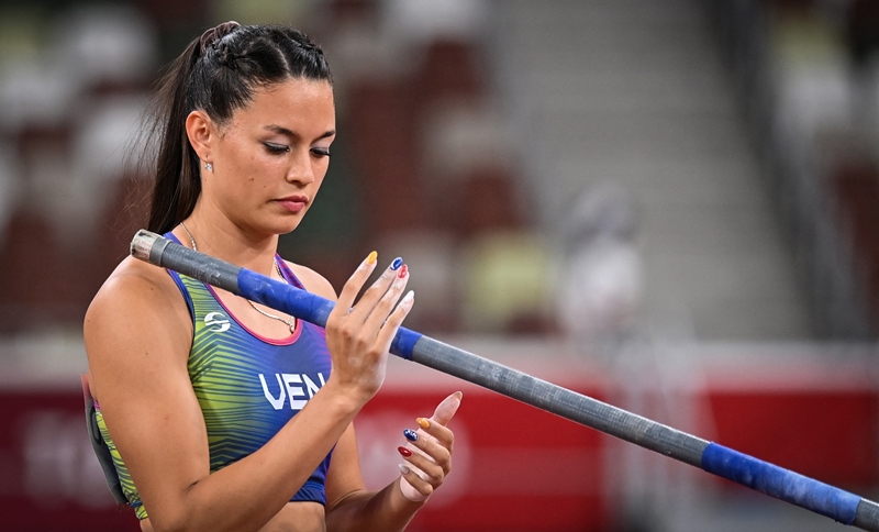 Robeylis Peinado obtiene en Tokio diploma olímpico en el salto con garrocha