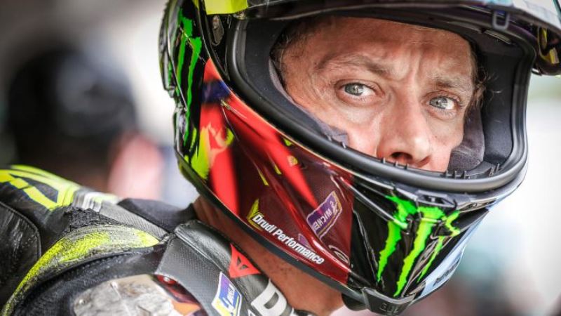 Valentino Rossi anunció su retiro del motociclismo de velocidad