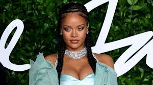 Rihanna está valorada en 1.700 millones de dólares, según Forbes
