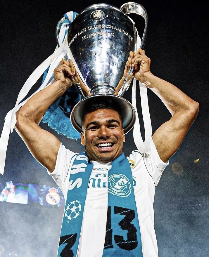 Casemiro renova fins el 2025 amb el Reial Madrid