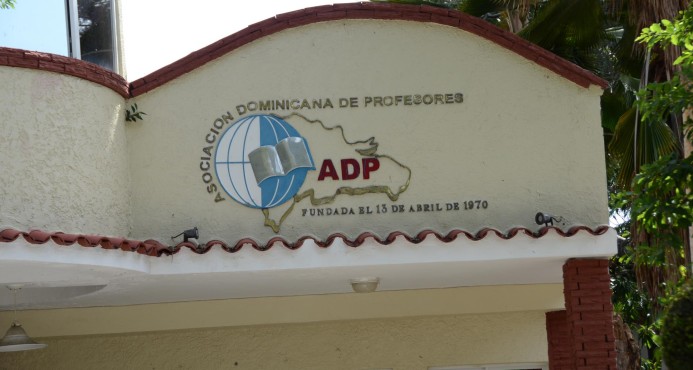 La ADP dice que el año escolar tiene tareas aún pendientes sin haber iniciado y el déficit de maestro en la Regionales.