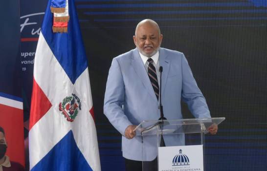 “Viejo modelo educativo no funciona…se quedó en el pasado”