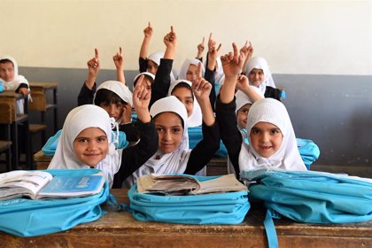Afganistán: los talibanes excluyen a las niñas de la escuela secundaria