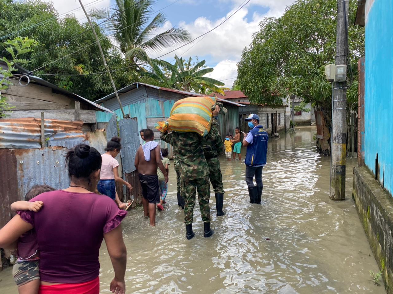 Familias afectadas por emergencia de inundación en Nechí