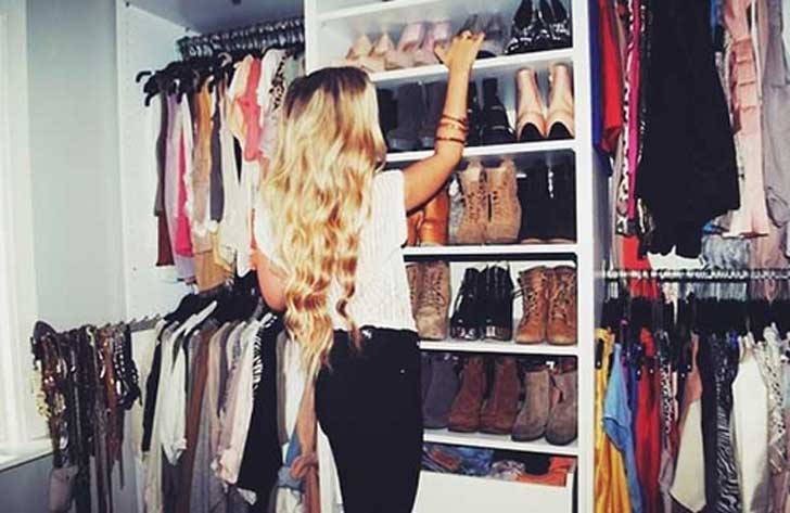 LA FAMOSA MANUELA BOADA NOS REVELA SU CLOSET 