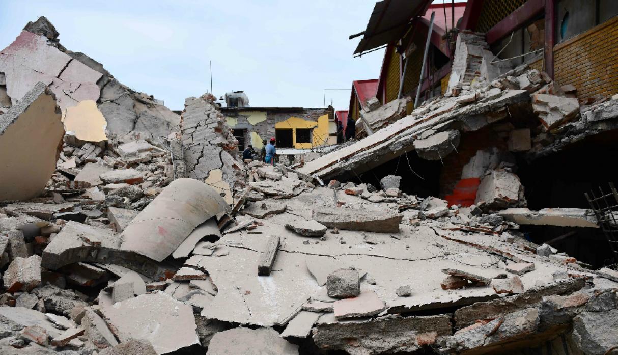 The number of people killed by the earthquake in Mexico rises to 98