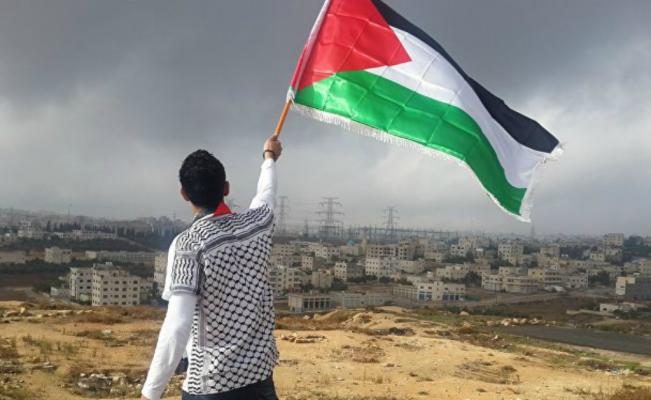 Joven Palestino en busca de nuevas oportunidades